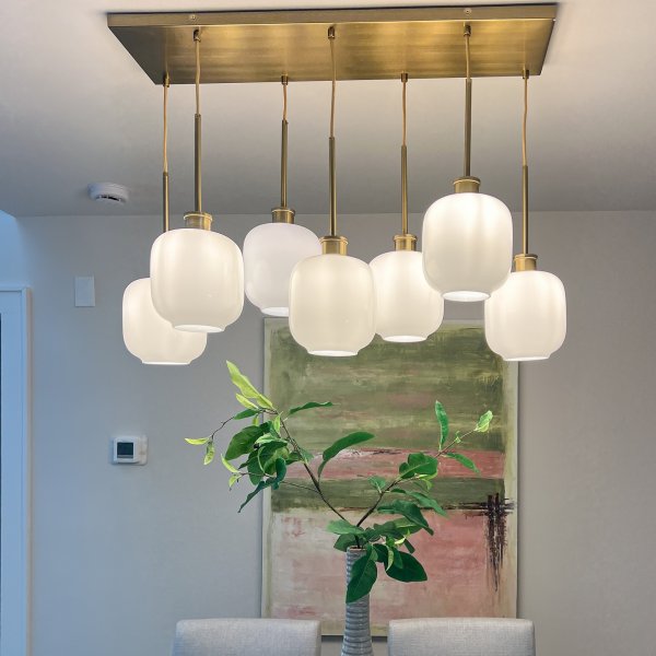 Lumivelle Sculptural 7-Light Chandelier – Adjustable Height Modern Glass Pendant