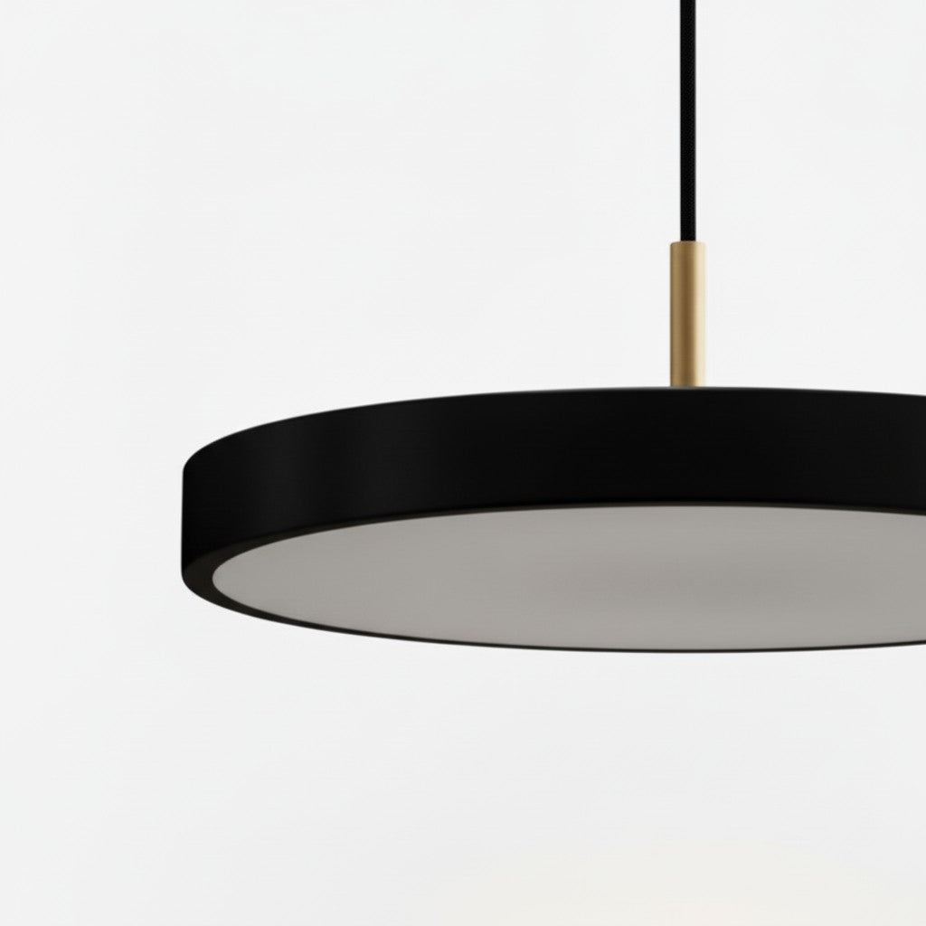 Astris Geometrische Pendelleuchte – Moderne Metall-Hängeleuchte für Kücheninsel