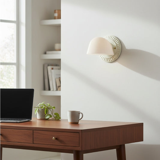 Aplique de Pared Fiesta Acanalado – Diseño Inspirado en Art Decó con Iluminación Ambiental Suave para Baño o Dormitorio