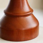 Carica l'immagine nella visualizzazione Galleria, close view of polished wood connector on ceramic pendant light