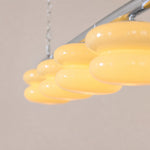 Afbeelding laden in galerijweergave, Polished metal rail and hanging chain detail