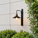 Cargar imagen en el visor de la Galería, Solenvo dark bronze outdoor wall lamp scene view