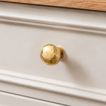 Afbeelding laden in galerijweergave, Hammered solid brass cabinet knob