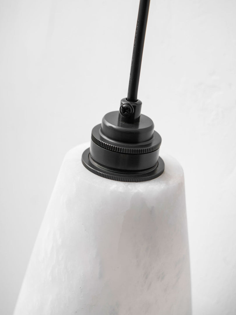 Droplet Alabaster Wandleuchte
