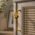 Carica l'immagine nella visualizzazione Galleria, Decorative brass cabinet handle in a refined interior