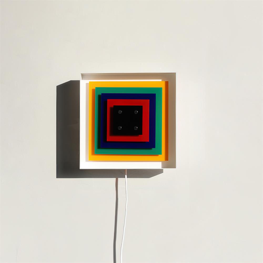 Lampa ścienna z wtyczką Bedin