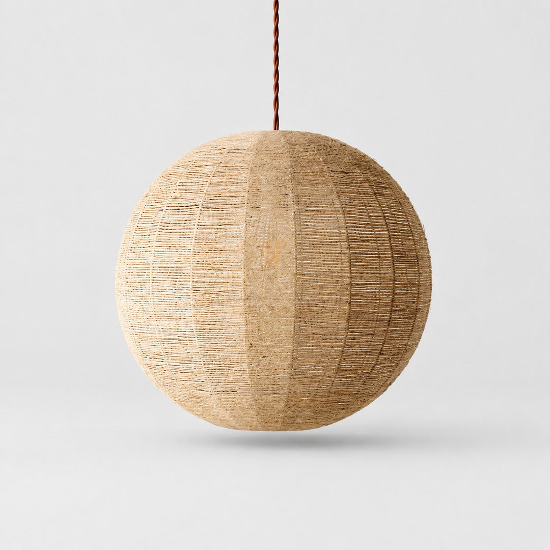 Lampada a sospensione a globo in fibra naturale intrecciata a mano