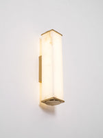 Bild in die Galerieansicht laden, Kuboid Alabaster Wandleuchte