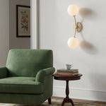 Carica immagine nel visualizzatore della Galleria, Applique da parete in ferro Arden Glass a 2 luci - Design moderno curvo per bagno o corridoio