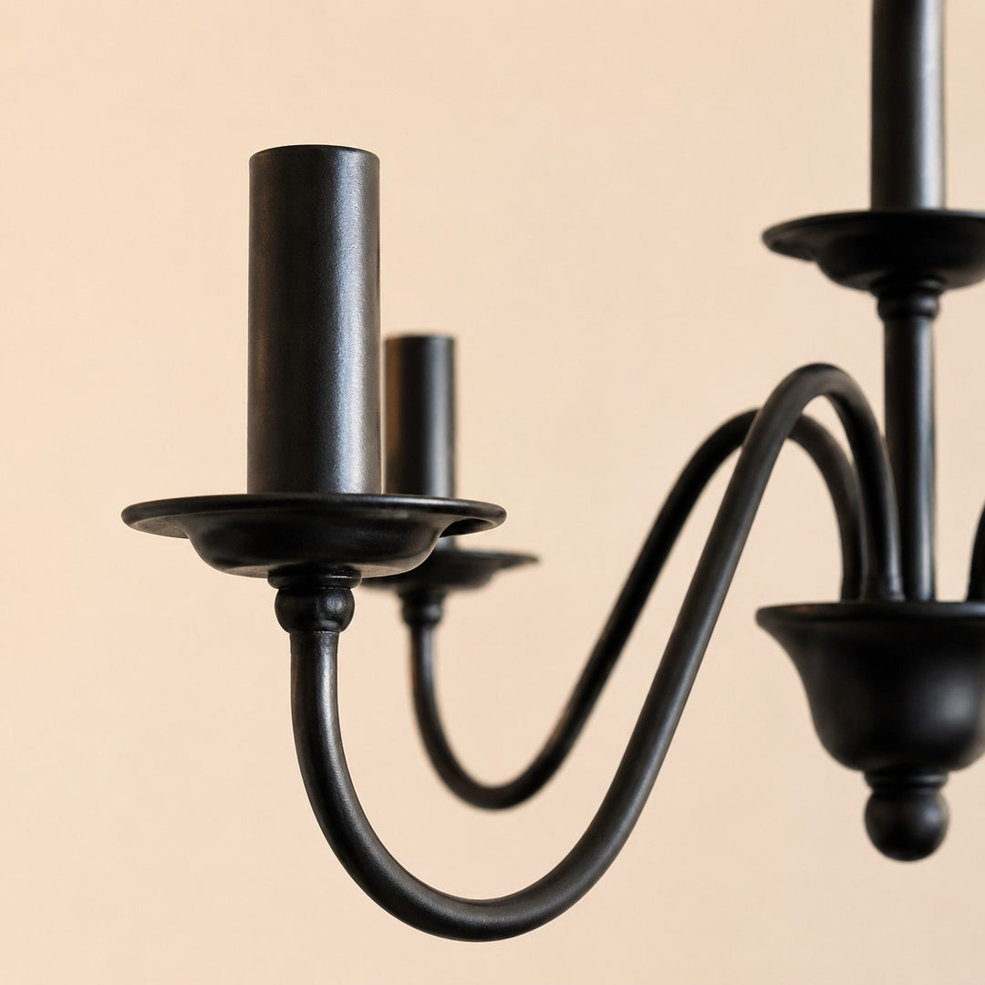 Lámpara de araña vintage de hierro negro estilo candelabro