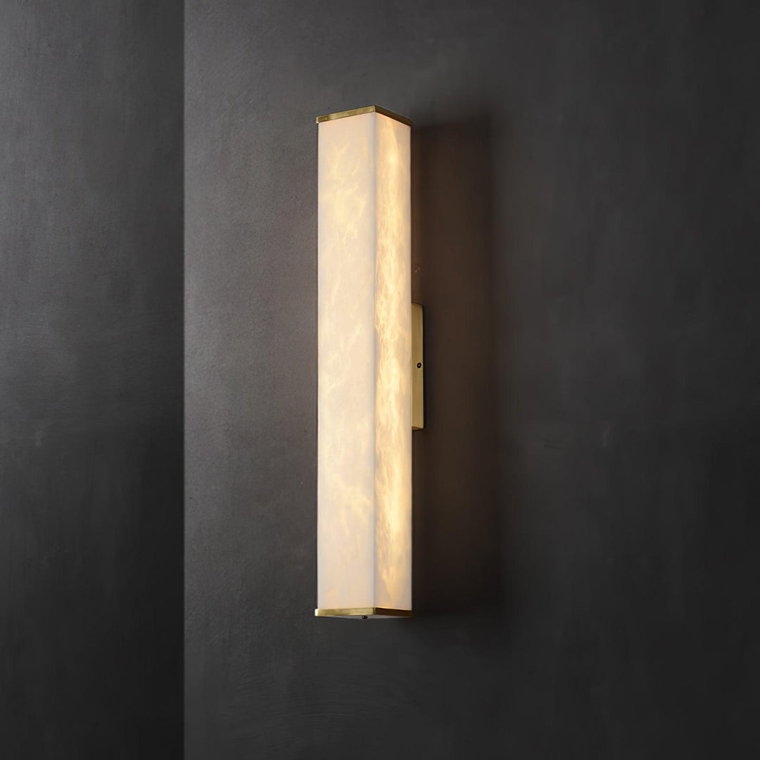 Kuboid Alabaster Wandleuchte
