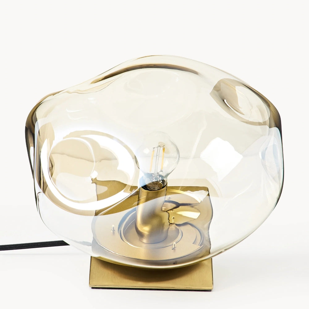 Glissora glazen tafellamp – zachte sculpturale glazen vorm voor woonkamer of slaapkamer
