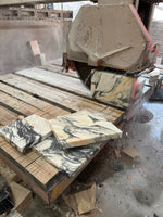 Bild in die Galerieansicht laden, Säulen-Marmor-Tischlampe