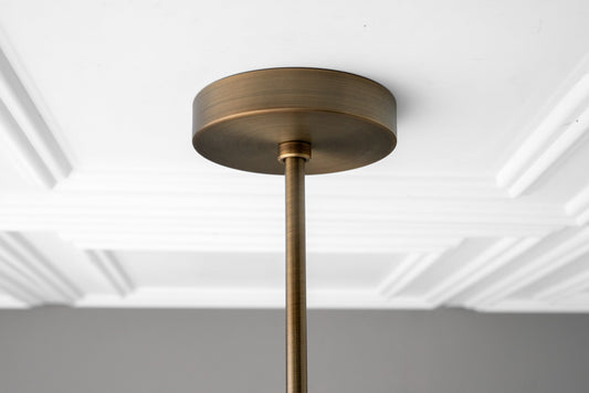 Curva Candelabro de Metal en Latón Antiguo - Lámpara Colgante Industrial Moderna