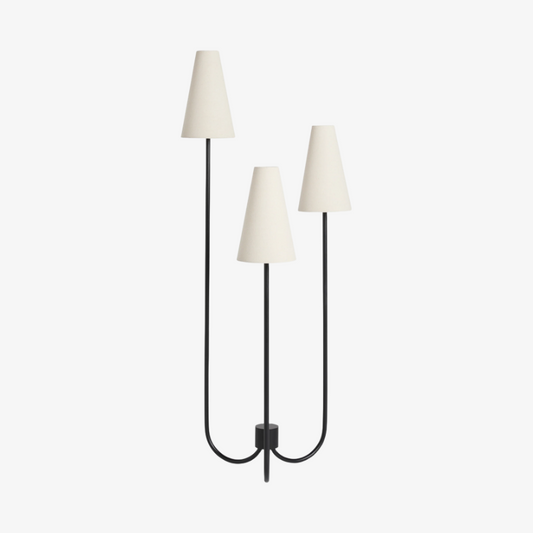 Lámpara de Pie Cordove con Tres Pantallas Cónicas – Luz Moderna Minimalista de Metal y Tela para Sala