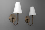 Load image into Gallery viewer, Curva Metal Collection Traditional Wall Light - Brass Finish with Shade
