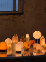 Carica l'immagine nella visualizzazione Galleria, Lampada da Tavolo Mini Bilia (Batteria Integrata)
