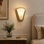 Cargar imagen en el visor de la Galería, Vintage French pull-chain wall sconce