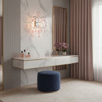 Afbeelding laden in galerijweergave, Crynora Kristallen Waterval Wandkandelaar - Sprankelend Vuurvlieg Effect LED Licht voor Slaapkamer of Woonkamer