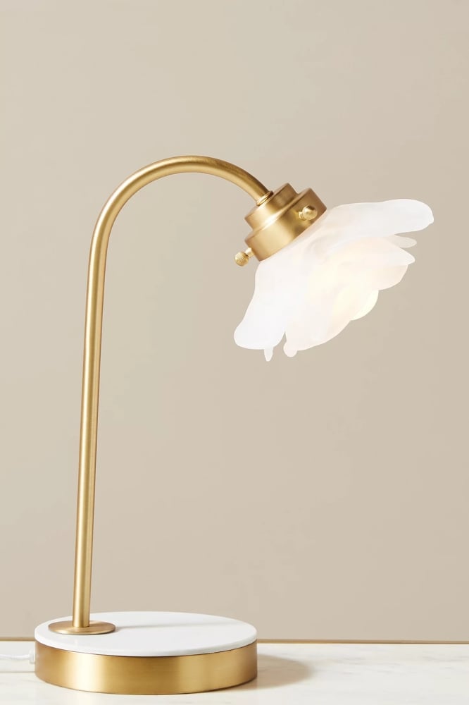 Revalis glazen bloemtaaklamp – moderne matglazen bloemblaadjesverlichting