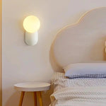 Cargar imagen en el visor de la Galería, Luz de Pared de Orbe de Vidrio Nórdico Luma