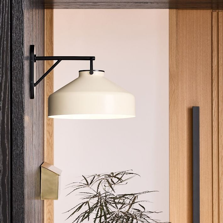 Hanton Minimalist Outdoor Wall Light - Matte Metal Industrial Sconce