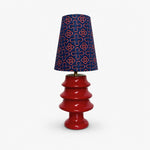Afbeelding laden in galerijweergave, Embroidered Fabric and Sculptural Ceramic Table Lamp