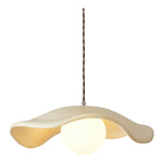 Carica l'immagine nella visualizzazione Galleria, Lampada a sospensione minimalista Yumi in resina scultorea elegante