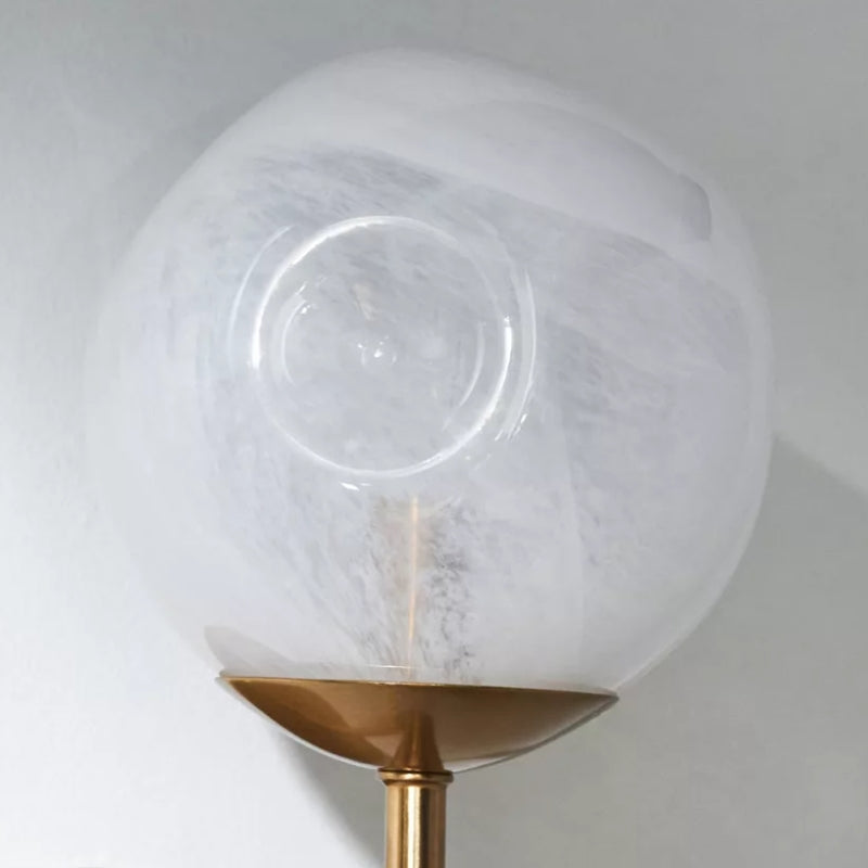Modo Skulpturierte Glas-Wandlampe – Moderne Lampe mit diffusem Licht für Eingangsbereiche