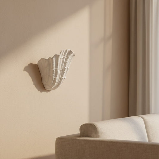 Lámpara de pared Seavira con textura orgánica de concha marina - Aplique moderno de yeso para sala y entrada