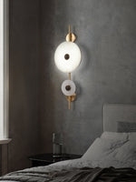 Bild in die Galerieansicht laden, Alabaster Eclipse Wandleuchte