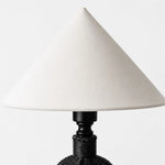 Cargar imagen en el visor de la Galería, Button switch table lamp detail