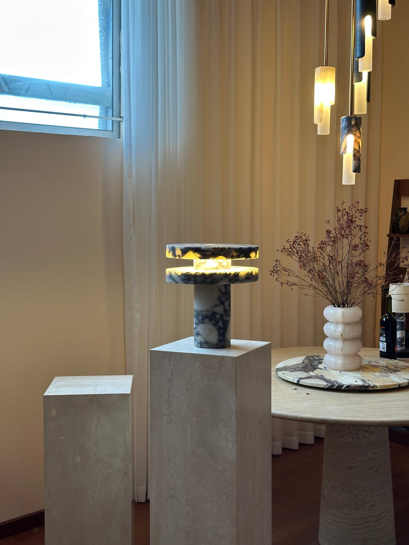 Säulen-Marmor-Tischlampe