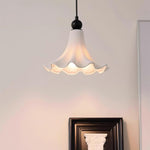 Load image into Gallery viewer, Petalis Charm French Petal Ceramic Pendant Light