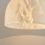 Bild in die Galerieansicht laden, Blair Alabaster Pendelleuchte