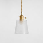 Charger l'image dans la visionneuse de la galerie, Style B textured glass shade with antique brass E27 socket, front view