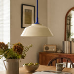 Carica l'immagine nella visualizzazione Galleria, Memphis pull-down pendant in a dining space