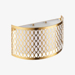 Afbeelding laden in galerijweergave, Liorin fretwerk wandlamp - moderne gebogen metalen en stoffen kap wandlamp voor hal of slaapkamer