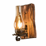 Cargar imagen en el visor de la Galería, Oil Lamp Driftwood Sconce