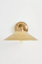 Afbeelding laden in galerijweergave, Auriglow moderne wandlamp – messing geperforeerde lamp voor slaapkamer of gang

