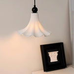 Load image into Gallery viewer, Petalis Charm French Petal Ceramic Pendant Light