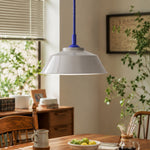 Carica l'immagine nella visualizzazione Galleria, Memphis pull-down pendant in a dining space