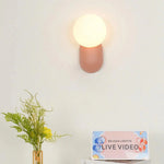 Cargar imagen en el visor de la Galería, Luz de Pared de Orbe de Vidrio Nórdico Luma