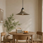 Bild in die Galerieansicht laden, Black iron pendant lamp in a styled dining nook