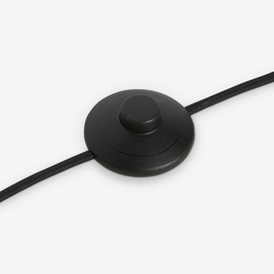 Cordove vloerlamp met drie taps toelopende kap – moderne minimalistische metalen stoffen lamp voor de woonkamer