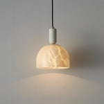 Bild in die Galerieansicht laden, Blair Alabaster Pendelleuchte