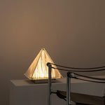 Bild in die Galerieansicht laden, Fragment Tischlampe