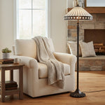 Afbeelding laden in galerijweergave, TF Fargo geometrische Tiffany-stijl lamp — amberkleurig en crèmekleurig glas accentverlichting voor slaapkamer of studeerkamer