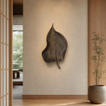 Afbeelding laden in galerijweergave, Large leaf wall decor in a wabi-sabi entryway
