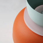 Załaduj obraz do przeglądarki galerii, Acrybowlia Rzeźbiarska Akrylowa Lampa Wisząca z Kolorową Warstwową Formą Miski do Oświetlenia Wyspowego N35